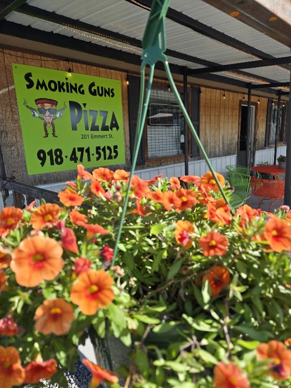 Smoking Guns Pizza photo 2